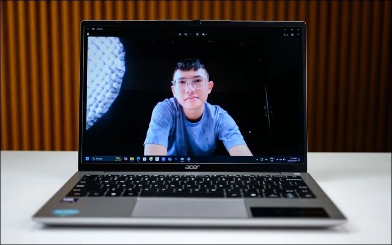 NPU AI giúp xử lý nền như lọc ồn, xóa phông, giúp máy mượt hơn và tiết kiệm điện