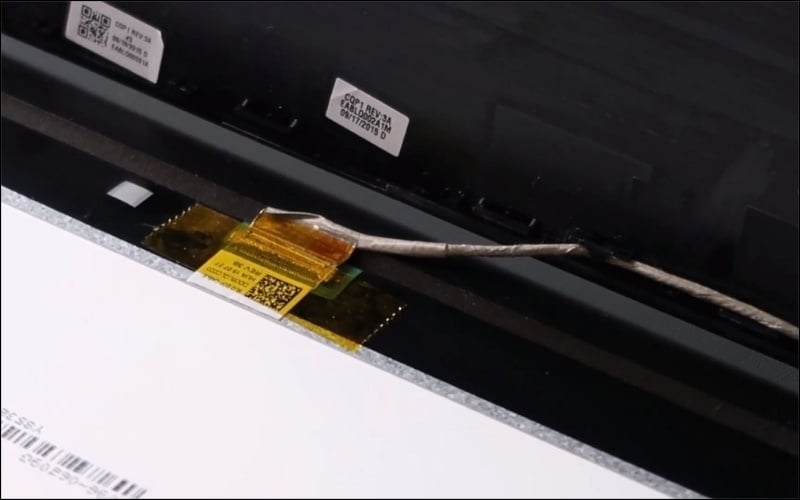 Màn hình hoặc cáp màn hình bị hỏng làm màn hình không lên hình