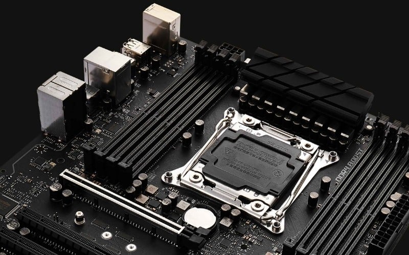 Dùng các bo mạch chủ trang bị chipset cao cấp như X99, X299,...