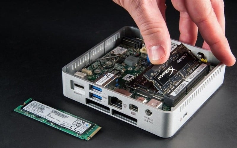 Mini PC thường dùng RAM SO-DIMM, phổ biến nhất là DDR4 hoặc DDR5