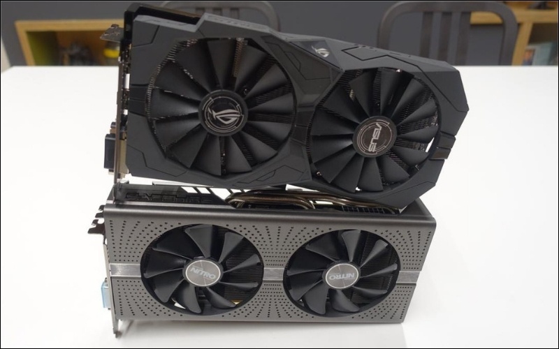 Xem xét ngoại hình tổng thể, đảm bảo quạt tản nhiệt không bị gãy cánh, các cổng kết nối không bị rỉ sét