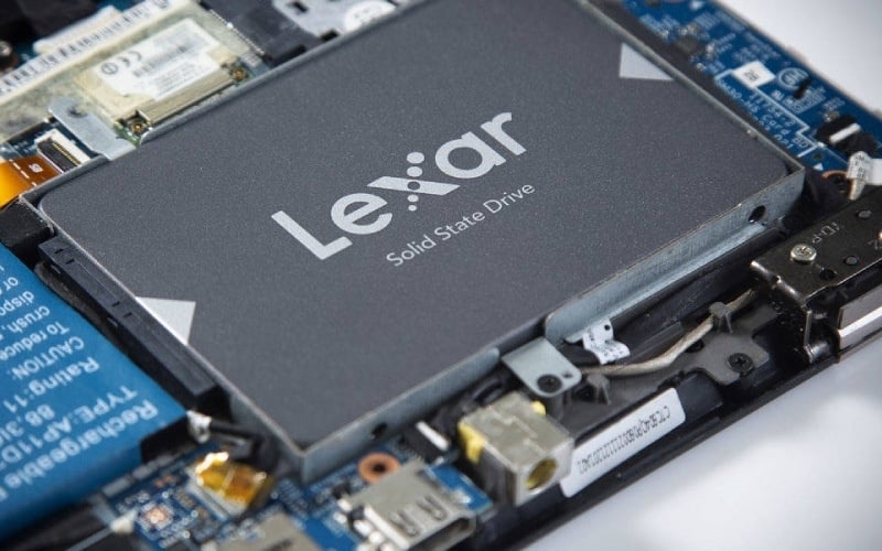 SSD Lexar có khả năng tương thích với hầu hết các dòng laptop cũ và bo mạch chủ đời mới