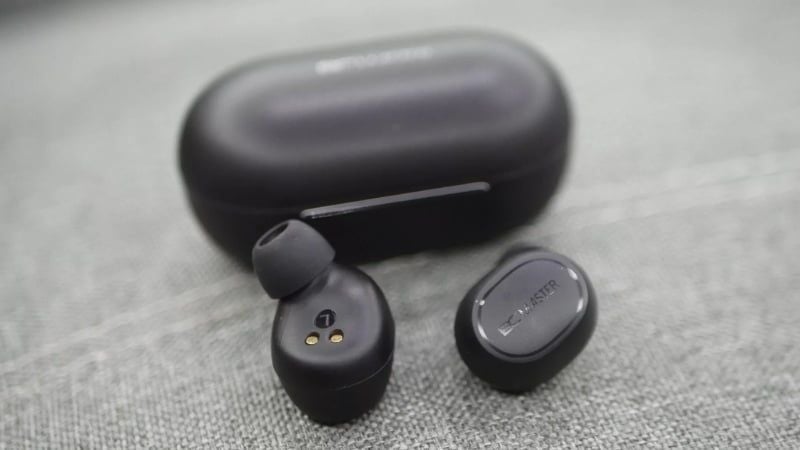 Tai nghe in-ear nhỏ gọn, tiện di chuyển