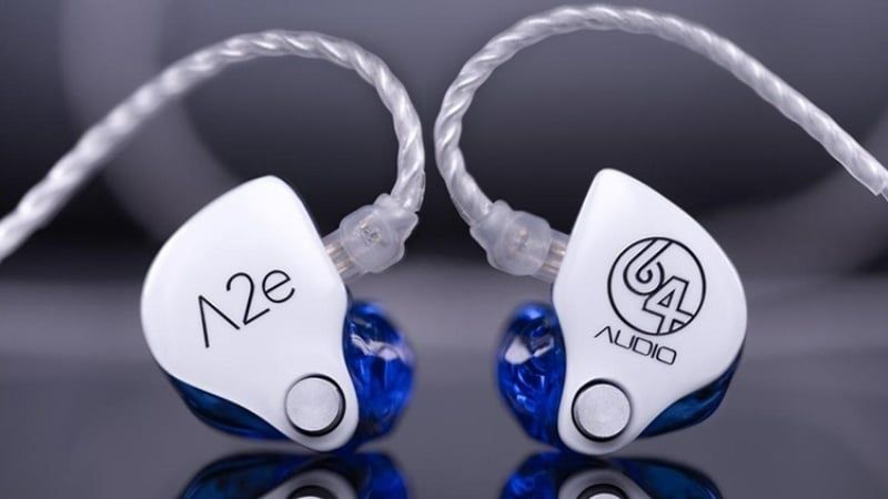 ai nghe in-ear monitor nhỏ gọn