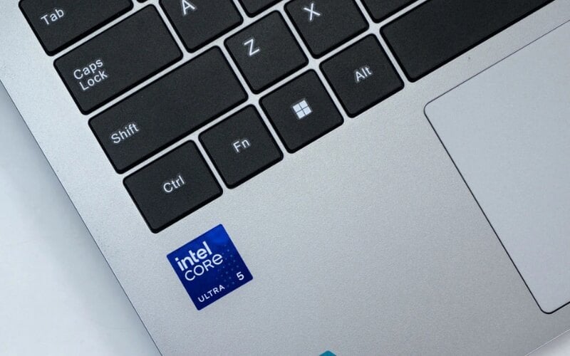 Với các tác vụ nặng, chọn vi xử lý Intel Core thế hệ 14, Core Ultra hoặc AMD Ryzen 8000 series