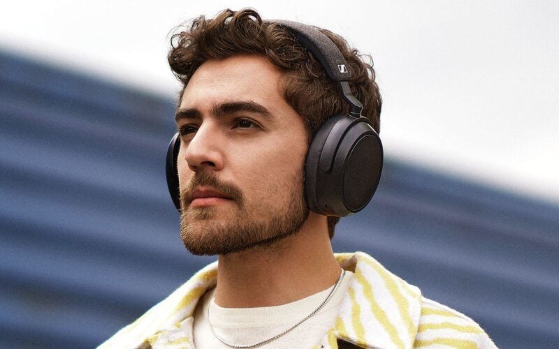 Tai nghe Sennheiser Momentum 4 Wireless