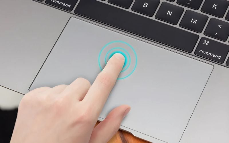 Touchpad hoạt động dựa trên công nghệ cảm ứng điện dung