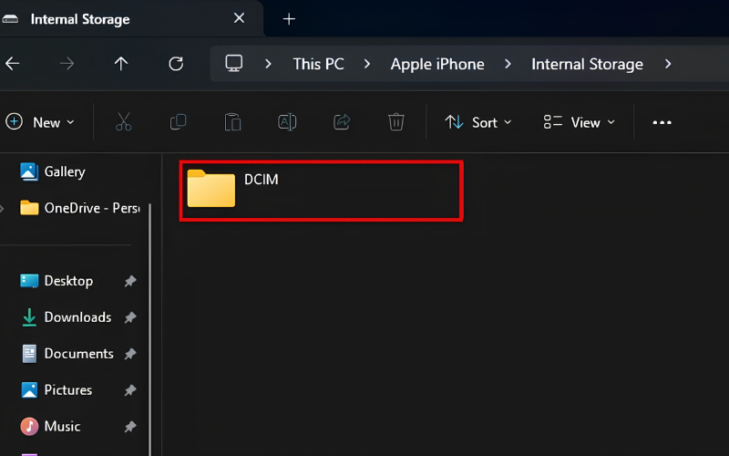 Tìm thư mục DCIM hoặc Pictures