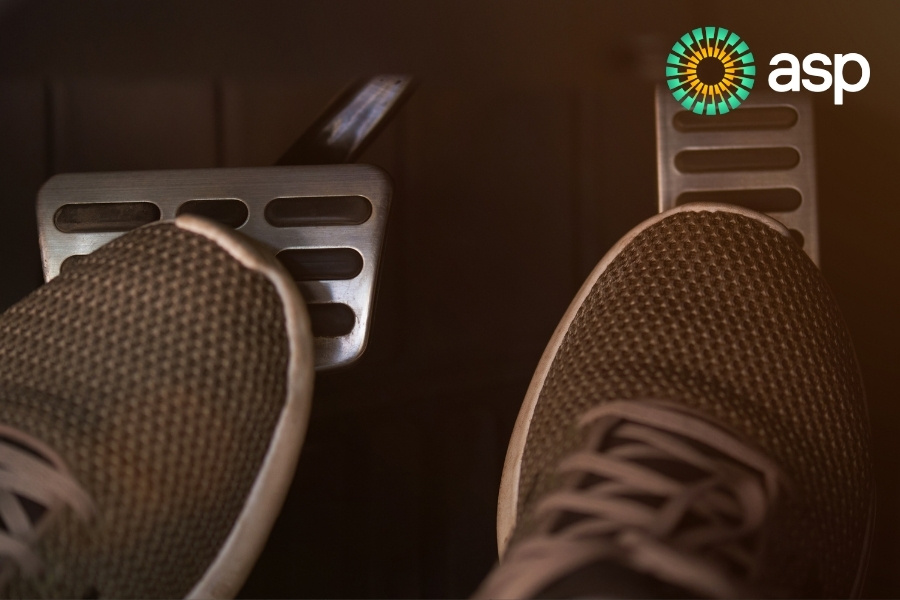 Kinh Nghiệm Lái Xe Đường Dài An Toàn Và Hiệu Quả Mà Bạn Cần Biết