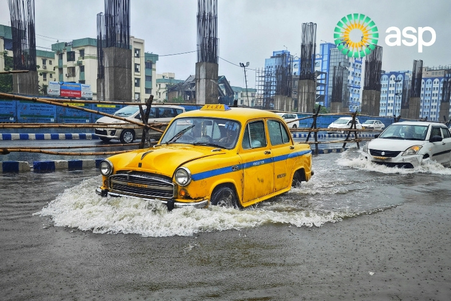 Cách Xử Lý Ô Tô Khi Bị Ngập Nước Mà Tài Xế Nào Cũng Cần Biết