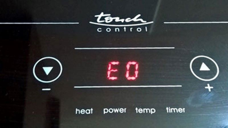 Bếp từ Chefs báo lỗi E0