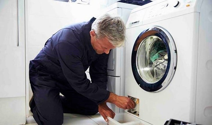 máy giặt không xả nước do kẹt van xả