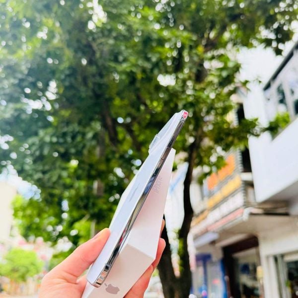 Thiết kế siêu mỏng