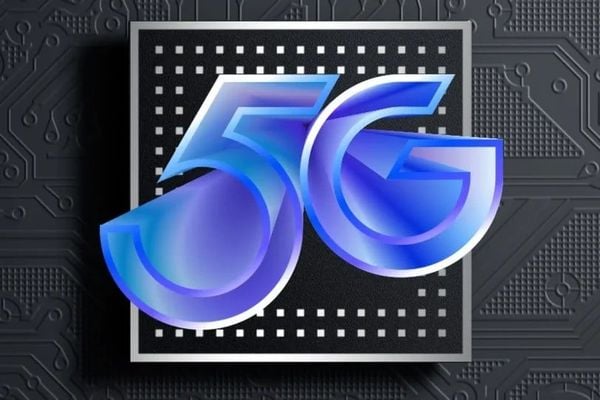 Hỗ trợ mạng mạnh mẽ: 5G đầy đủ + vệ tinh NTN