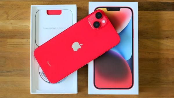 Các dòng iPhone Product Red