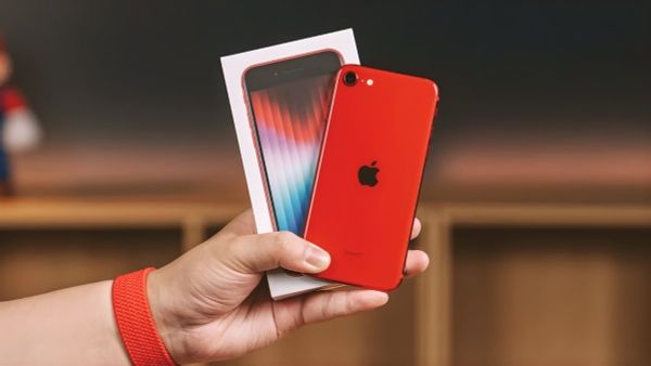 Các dòng iPhone Product Red