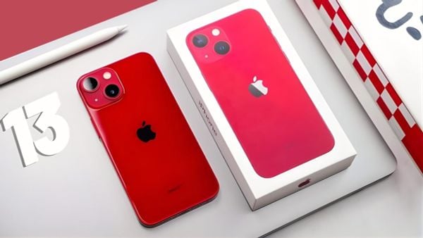 Các dòng iPhone Product Red
