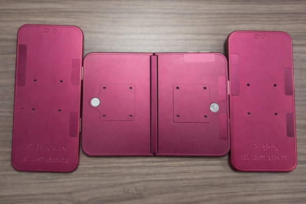 lộ mô hình iPhone 18 Pro Max và iPhone Fold