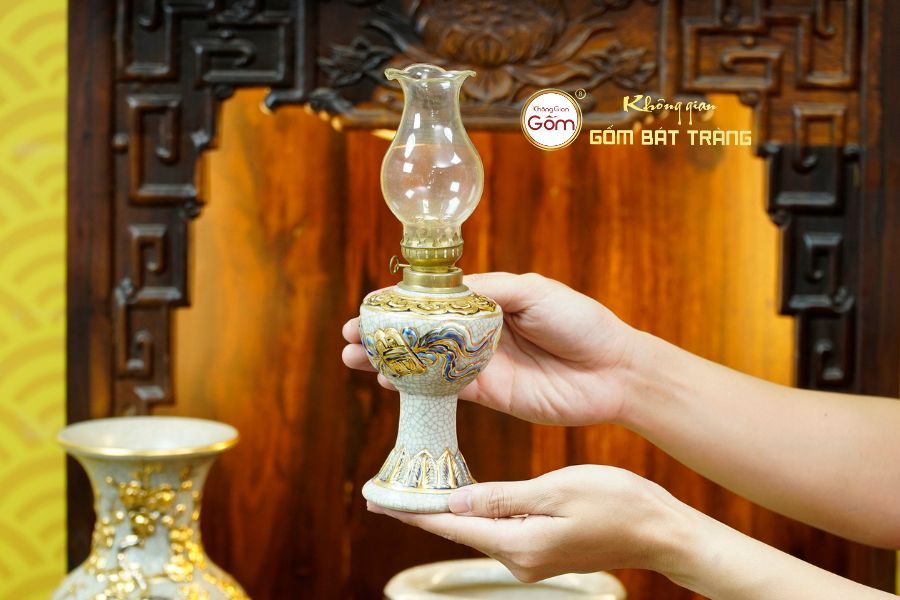 Đèn thờ Men Rạn Vẽ Vàng
