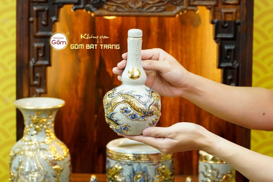 Nậm Rượu Men Rạn Vẽ Vàng