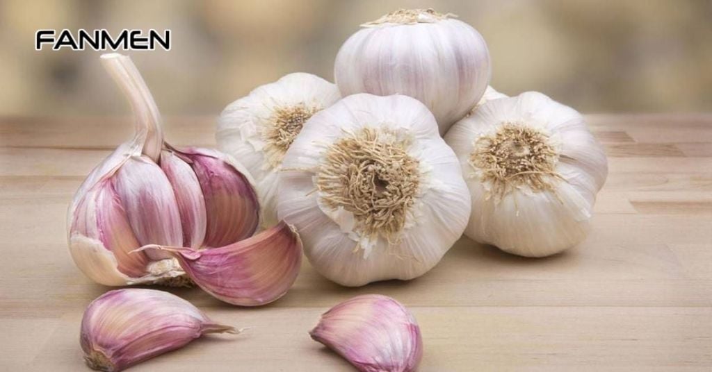 Ăn thực phẩm có mùi trước khi đi ngủ