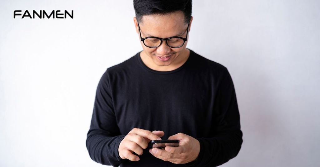 Chủ động nhắn tin cho nàng