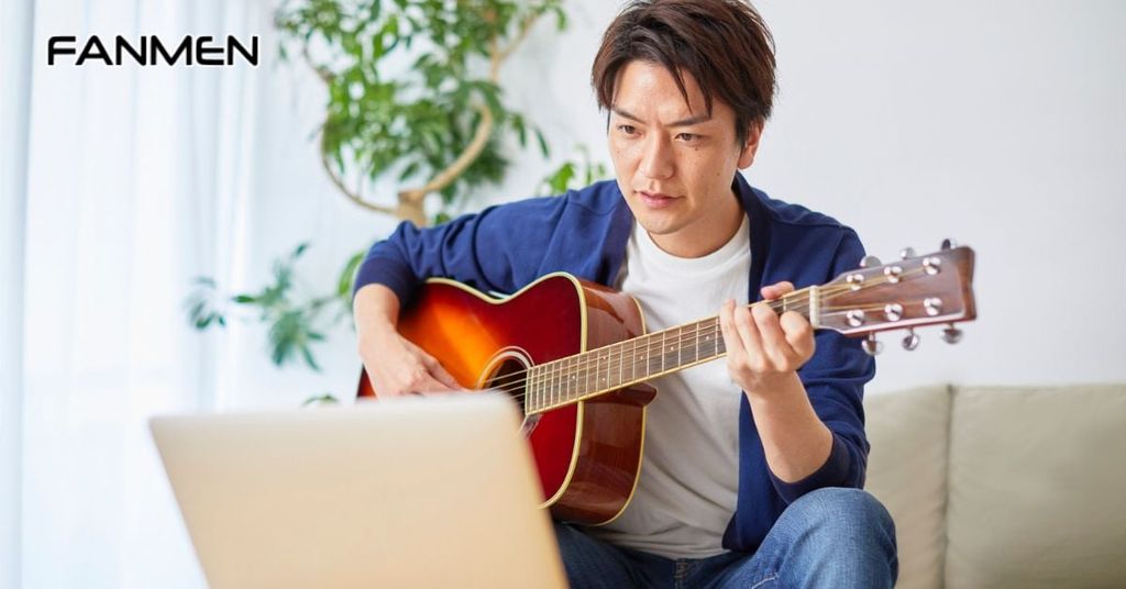 Chơi guitar để dễ dàng chinh phục crush có phải không?