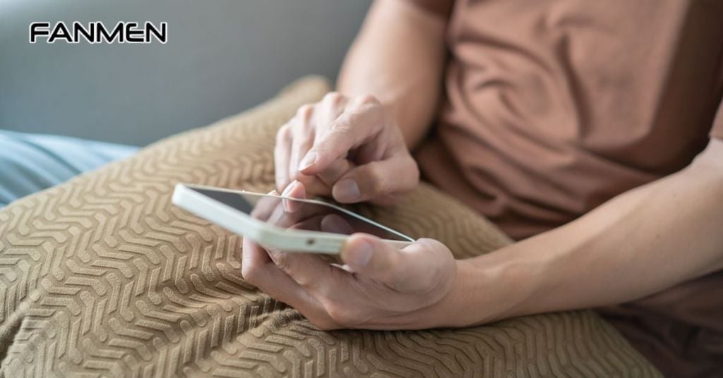 Tán tỉnh thông qua tin nhắn