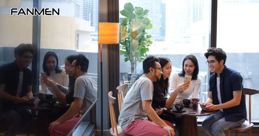 Tôn trọng nàng và bạn bè của nàng