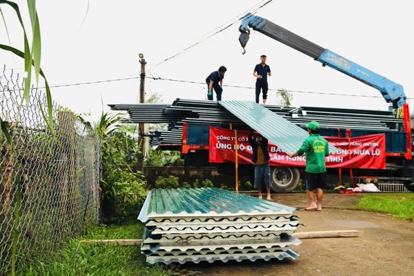 Trao tặng những tấm thép lợp mái chất lượng cao
