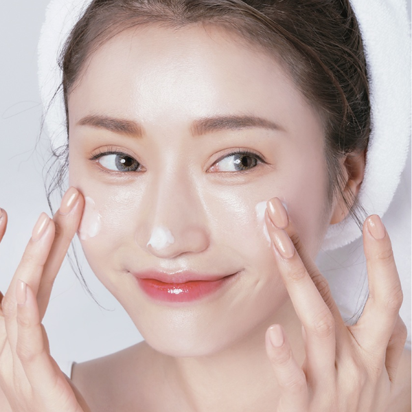 lý do nên bôi kem dưỡng trắng da