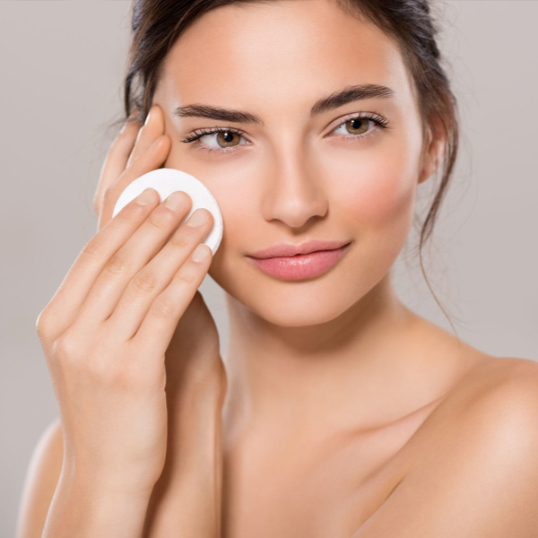Bị mụn do làm sạch da chưa đúng cách