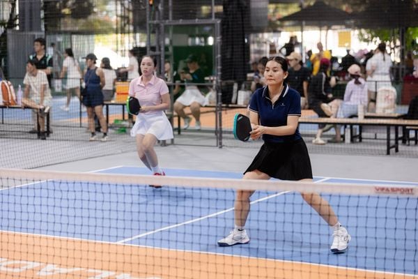 Sau 40 Tuổi, Chơi Pickleball: Lợi Hay Hại?