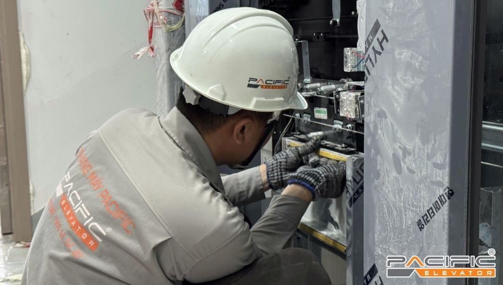 Kỹ thuật Thang máy Pacific lắp đặt tại công trình