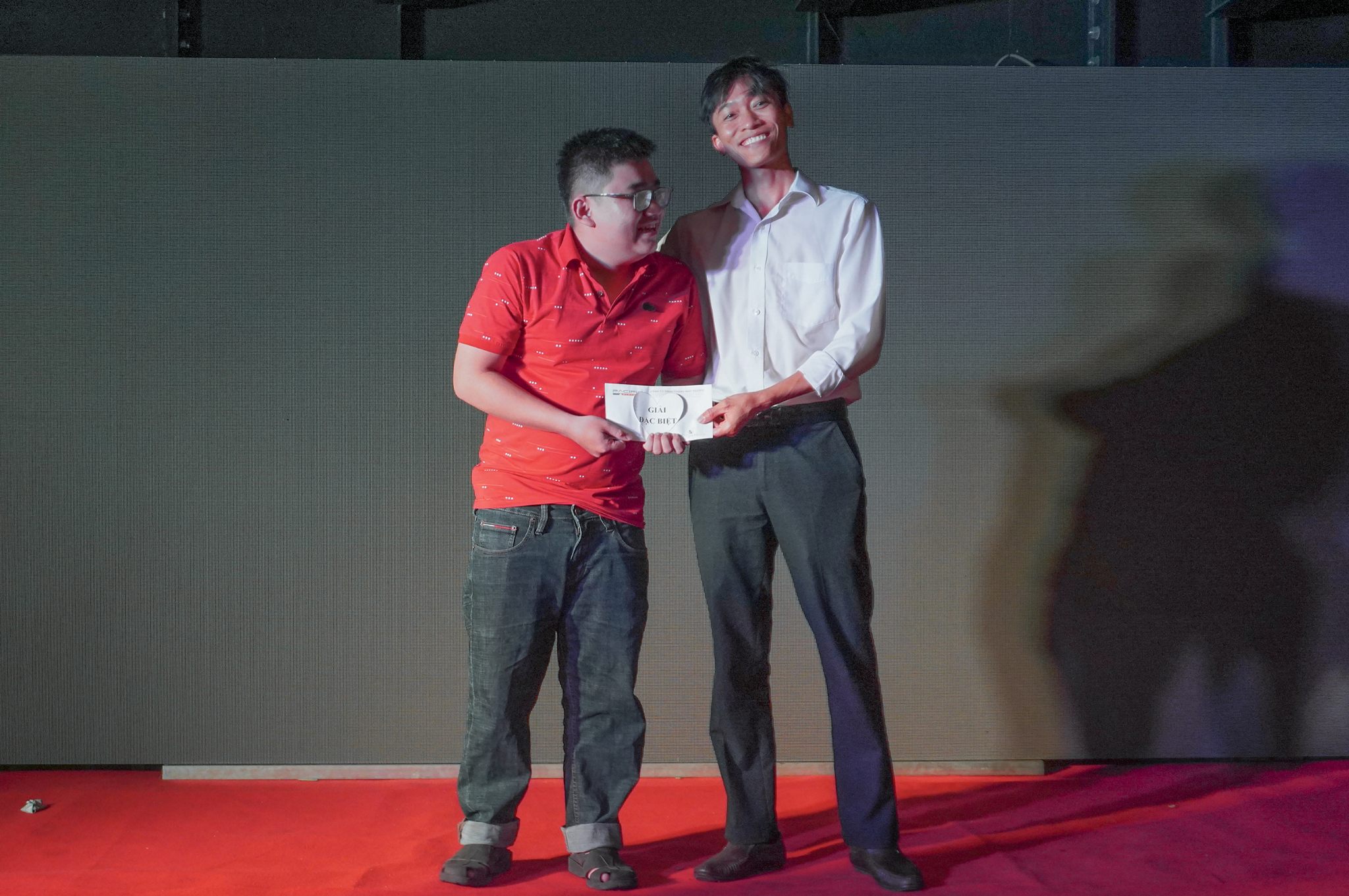 Hình ảnh những giải thưởng lần được gửi trao đến người may mắn