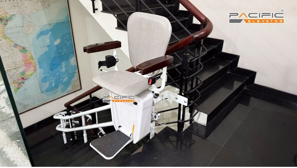 Khách hàng tại Thành phố Hồ Chí Minh có thể trải nghiệm trực tiếp thang ghế stairlift Pacific