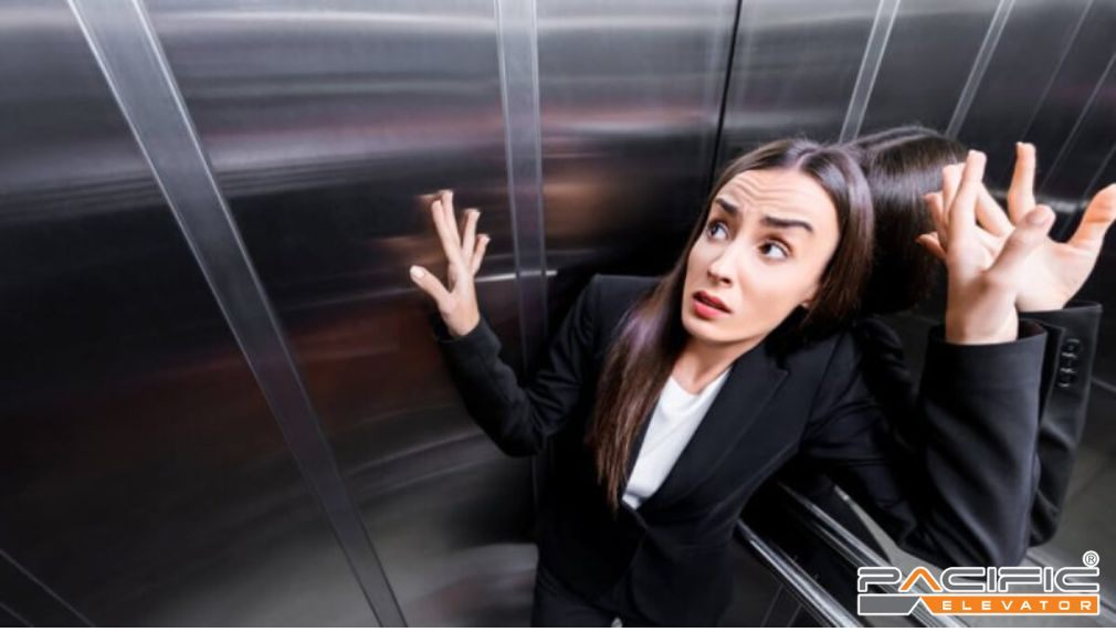 thang máy rung lắc khi di chuyển