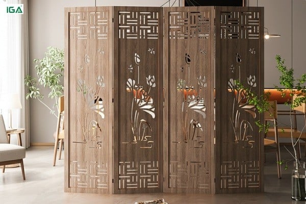 Vách gỗ hoa sen trang trí phòng khách