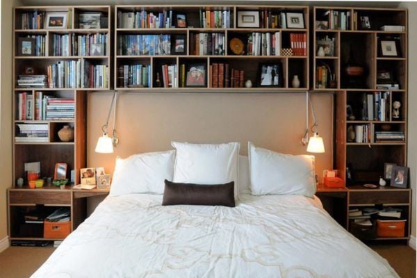 Cách bố trí kệ sách trong phòng ngủ lý do bạn nên đặt