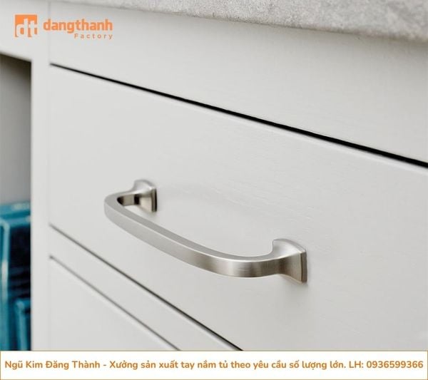 Mẫu tay nắm tủ căn hộ