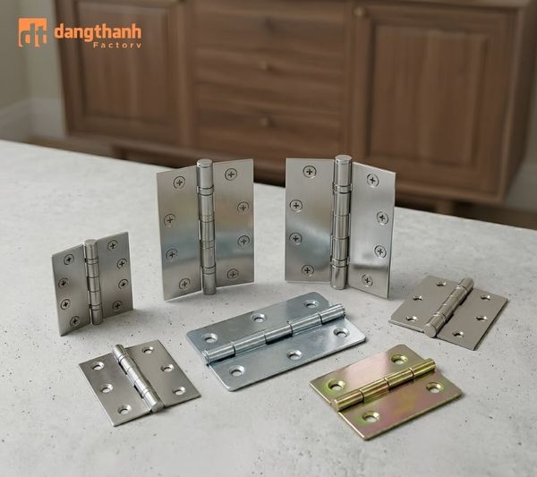 Lưu ý lắp đặt bản lề lá hợp kim kẽm đúng cách
