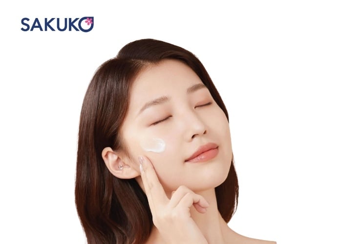 Cách sử dụng kem chống nắng nâng tone da của Nhật