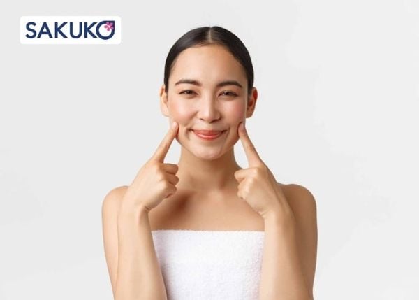 Thời điểm dùng toner trước hay đắp mặt nạ trước cho làn da của mình