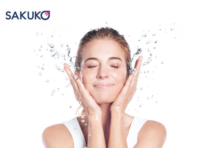 Hướng dẫn sử dụng tẩy trang bằng nước sinh lý chuẩn