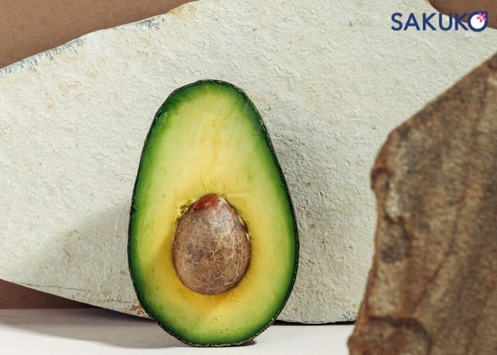 Dưỡng ẩm cho da khô bằng quả bơ