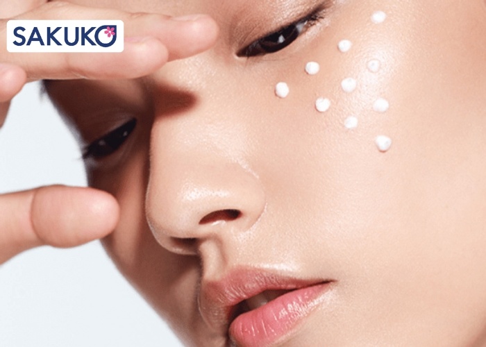 Giải đáp thắc mắc liên quan đến vấn đề bôi kem chống nắng tẩy trang
