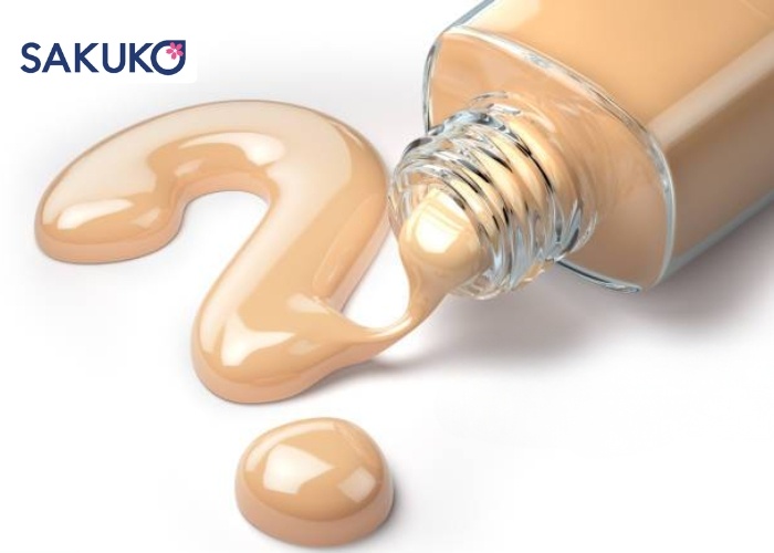 Kem nền hết hạn có dùng được không?