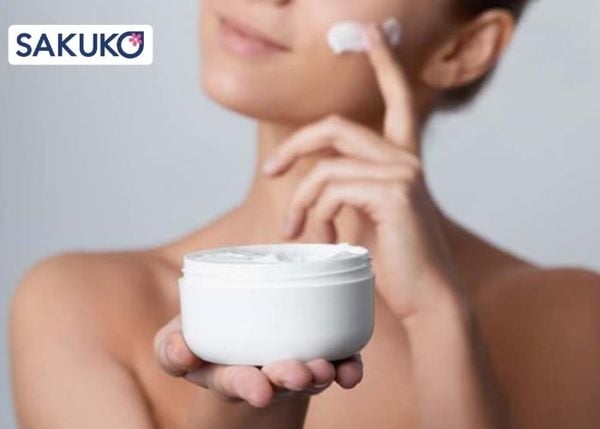 Kem dưỡng là gì?