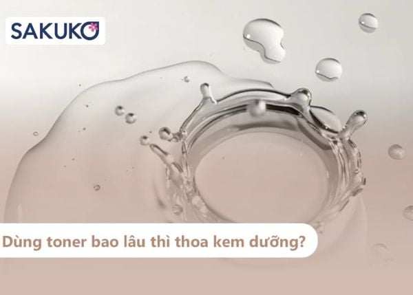 Dùng toner xong bao lâu thì bôi kem dưỡng?