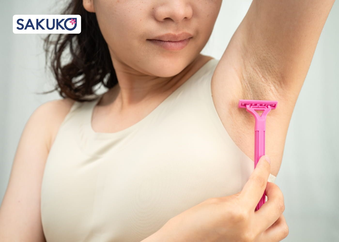 cách khử mùi cơ thể nam nữ bằng cách cạo lông nách